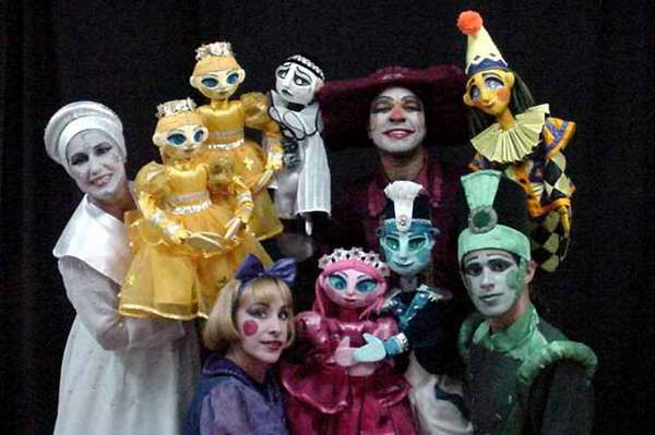 Teatro de Las Estaciones concluye homenaje a José Martí Teatro de Las Estaciones concluye homenaje a José Martí